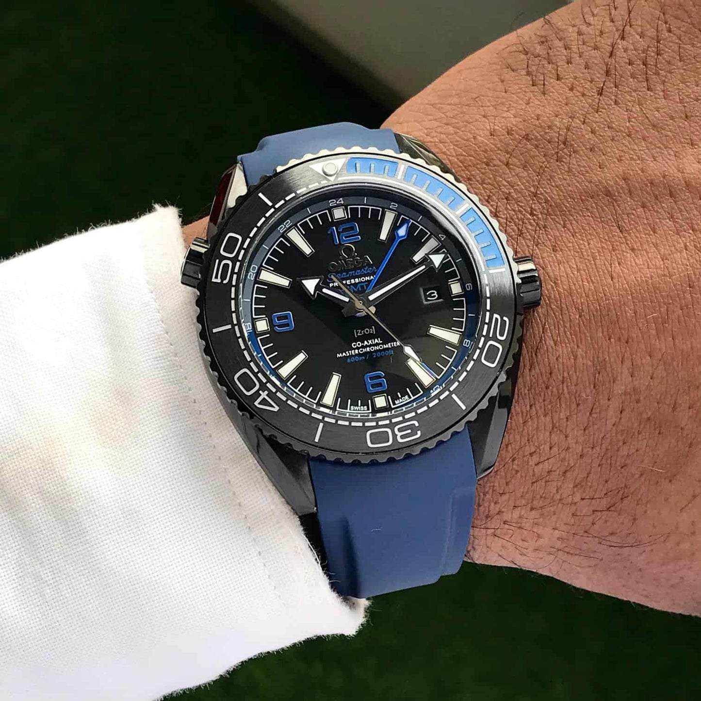 "Omega Seamaster Planet Ocean Deep Blue GMT 45.5mm Co-Axial Men’s Watch – Swiss ETA Automatic Movement 1:1 Super Clone Replica"