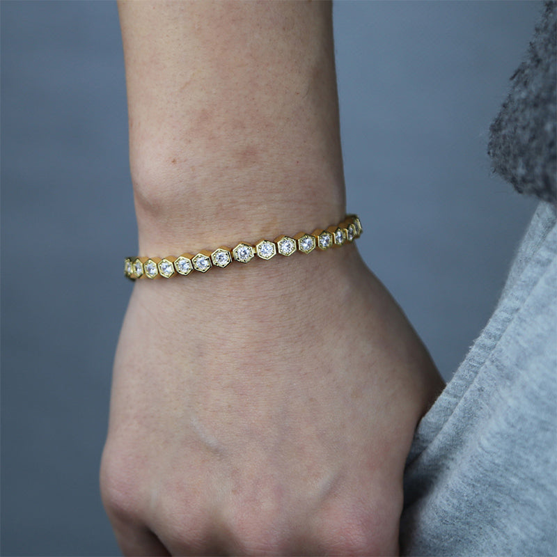 55 MM Moissanite Iced Out Clustered Hexagon Bracelet – VVS Diamond-Look Luxury Unisex Jewelry in White, Yellow & Rose Gold