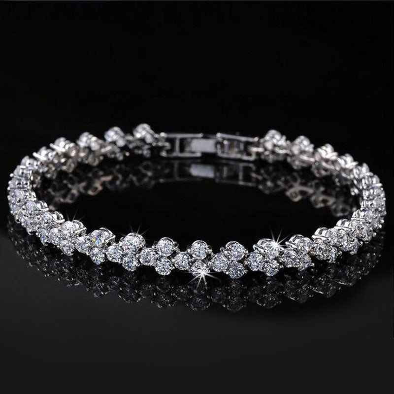 5MM"Moissanite Round Cut Heart Tennis Bracelet in White Gold – Iced Out VVS Diamond-Look Luxury Jewelry for Women"