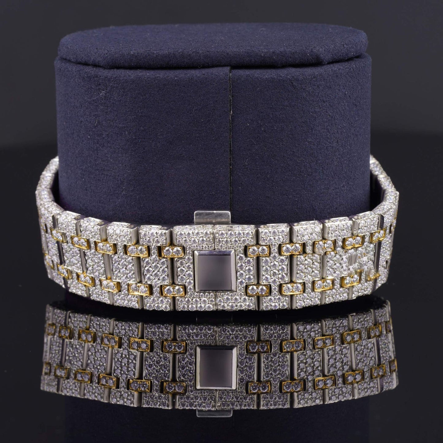 Elegant Iced-Out Moissanite Watch for Men โ Sapphire Crystal Glass, Luxury Bling Timepiece with Ultimate Shine & Style