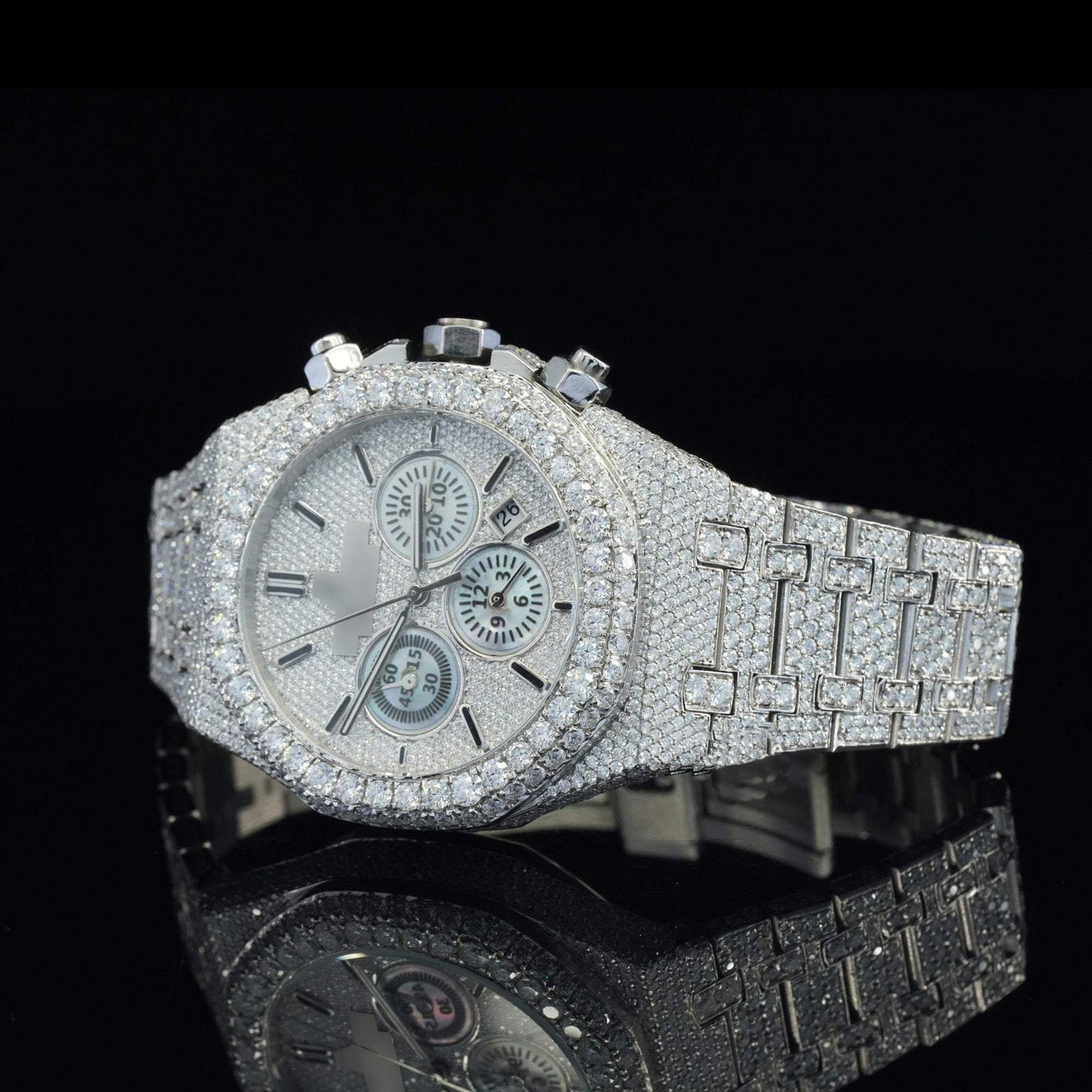 Iced-Out Automatic Moissanite Diamond Wristwatch for Men โ Luxury Bling Timepiece with Ultimate Shine & Style