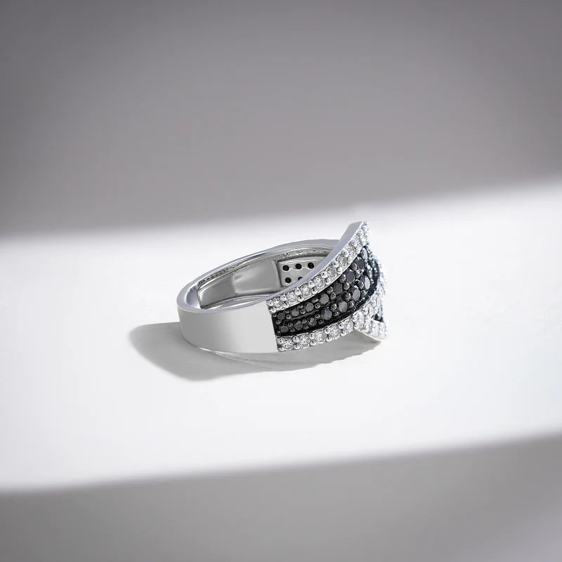 925 Sterling Silver Crossover Ring for Women – Simulated Black & White Moissanite Cubic Zirconia Engagement Band