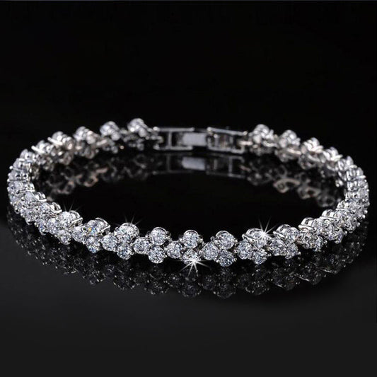 5MM"Moissanite Round Cut Heart Tennis Bracelet in White Gold – Iced Out VVS Diamond-Look Luxury Jewelry for Women"