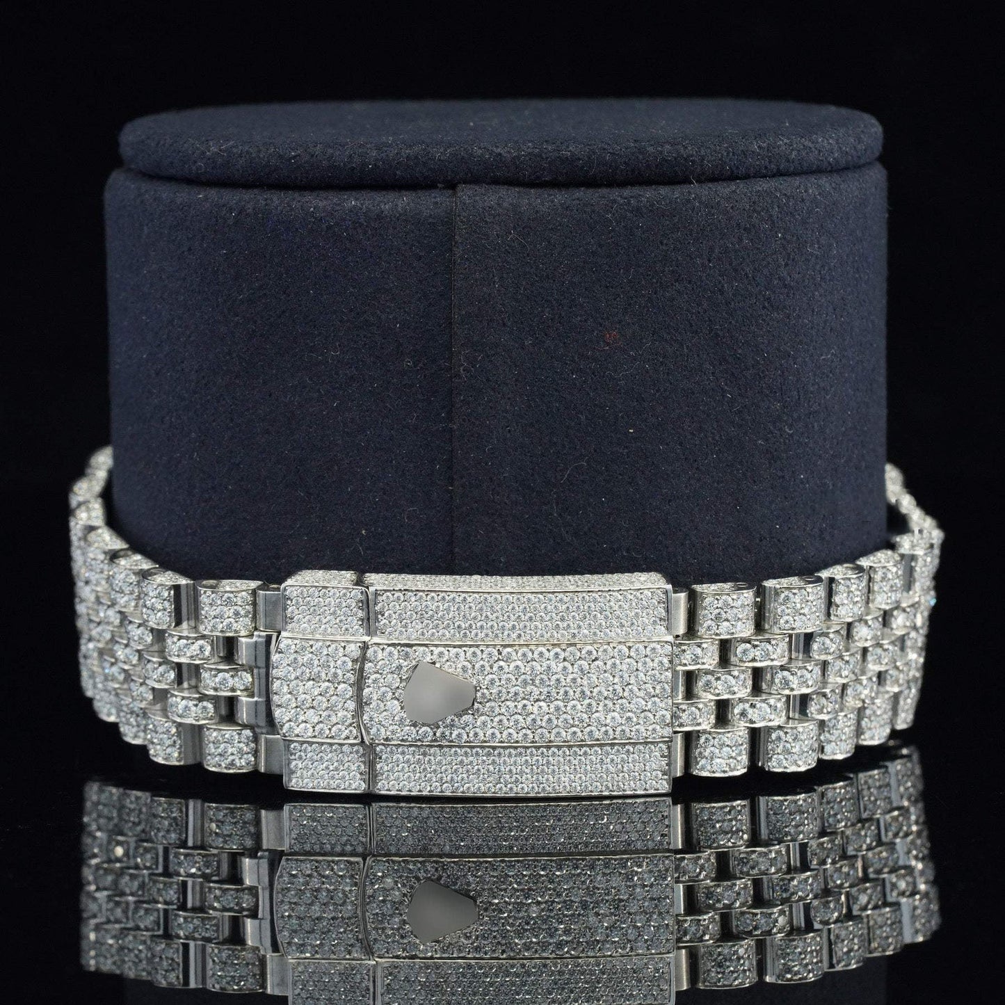 Excellent Moissanite Diamond Iced-Out Watch – Luxury Timepiece with Chroma light Display & Ultimate Shine