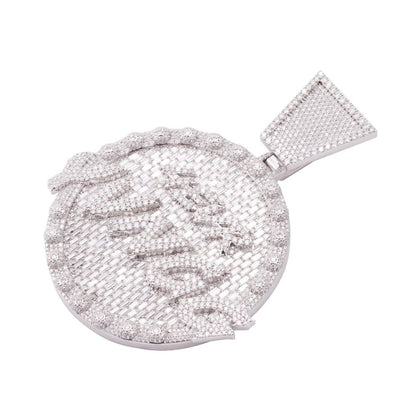 “4EVR YVNGG” Custom Moissanite Circle Pendant – Iced Out Diamond-Look Personalized Hip Hop Necklace Jewelry