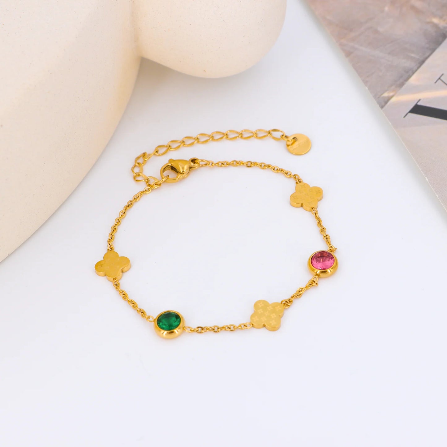5mm Moissanite Sparkling Gems & Clover Gold Bracelet – VVS Diamond-Look Lucky Charm Jewelry for Women in Yellow, Rose & White Gold