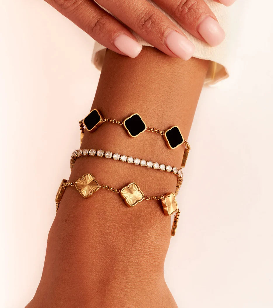 5.5mm Moissanite Black Enamel Multi-Clover Bracelet in Gold – VVS Diamond-Look Lucky Charm Jewelry for Women in Yellow, Rose & White Gold Finishes