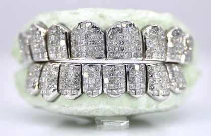 VVS Moissanite , Starling Silver ,White Gold plated,8 Top and Bottom Grillz by diamond grillz VVS Grillz