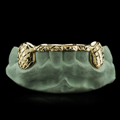 "Solid Gold 6-Teeth Moissanite Grillz Bar with Connecting Bridge for Women – Iced Out Custom Diamond-Look Teeth Jewelry"