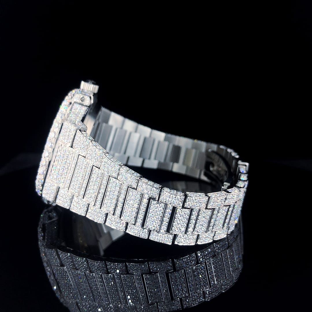Fully Diamond Iced-Out Moissanite Watch for Men – Hip-Hop Bust Down Luxury Timepiece with Ultimate Shine