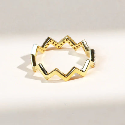 Zig Zag Round Cut Moissanite Wedding Band – 925 Sterling Silver Wave Half Eternity Ring | Unique Promise or Anniversary Band for Her