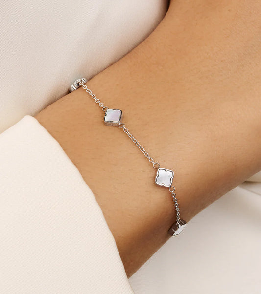 5.5mm Moissanite Mini Multi-Pearl Clover Bracelet in Silver – VVS Diamond-Look Elegant Charm Jewelry for Women in White, Yellow & Rose Gold Finishes