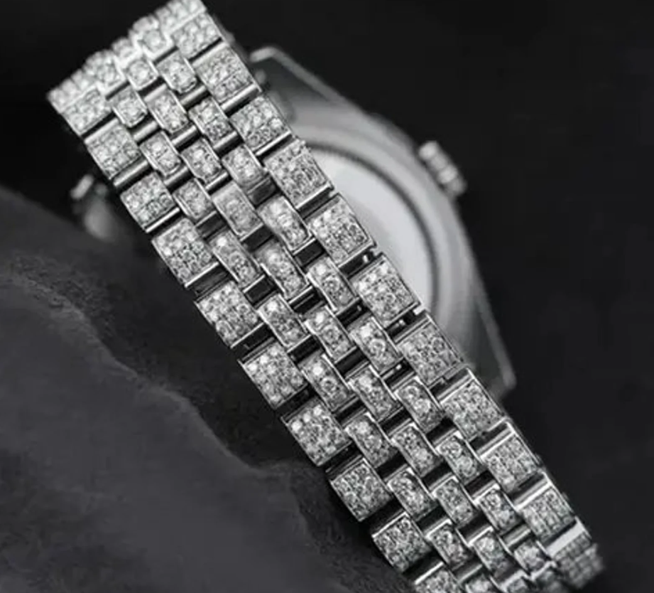 MW Analog Swiss Movement  Round Dial Watch  Iced Out VVS Diamond Hip Hop Bust Down Watch  Studded Watch Automatic Movement Watch Fully Iced out Watch MW_R1017