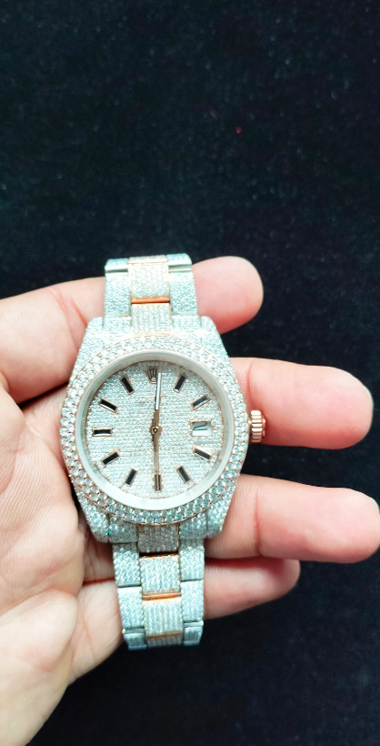 MW Moissanite Round Dial Watch  Iced Out VVS Diamond Hip Hop Bust Down Watch  Studded Watch Automatic Movement Watch Fully Iced out Watch MW_R1016