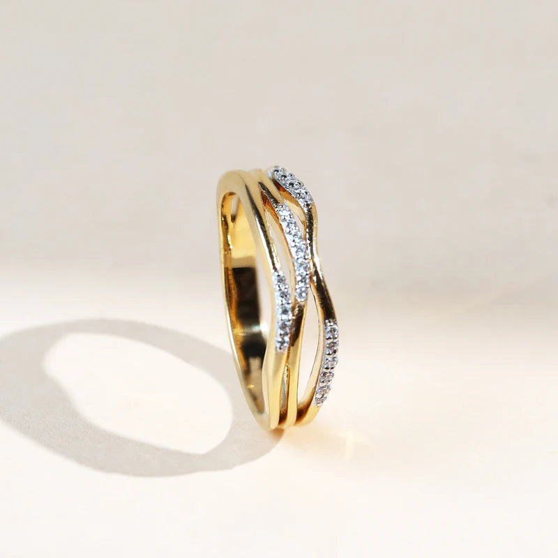 Yellow Gold Criss Cross Moissanite Ring – Handmade Round Cut Ring in 925 Sterling Silver – Unique Birthday or Valentine’s Gift for Her
