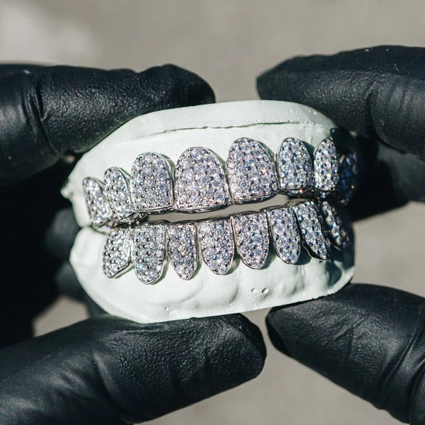 Iced VVS Moissanite Grillz with Large Moissanites (Zig Zag Setting)