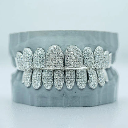 S925 Moissanite Custom Full Bust Down Grillz
