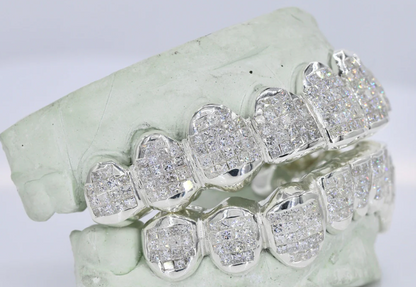 VVS Moissanite , Starling Silver ,White Gold plated,8 Top and Bottom Grillz by diamond grillz VVS Grillz