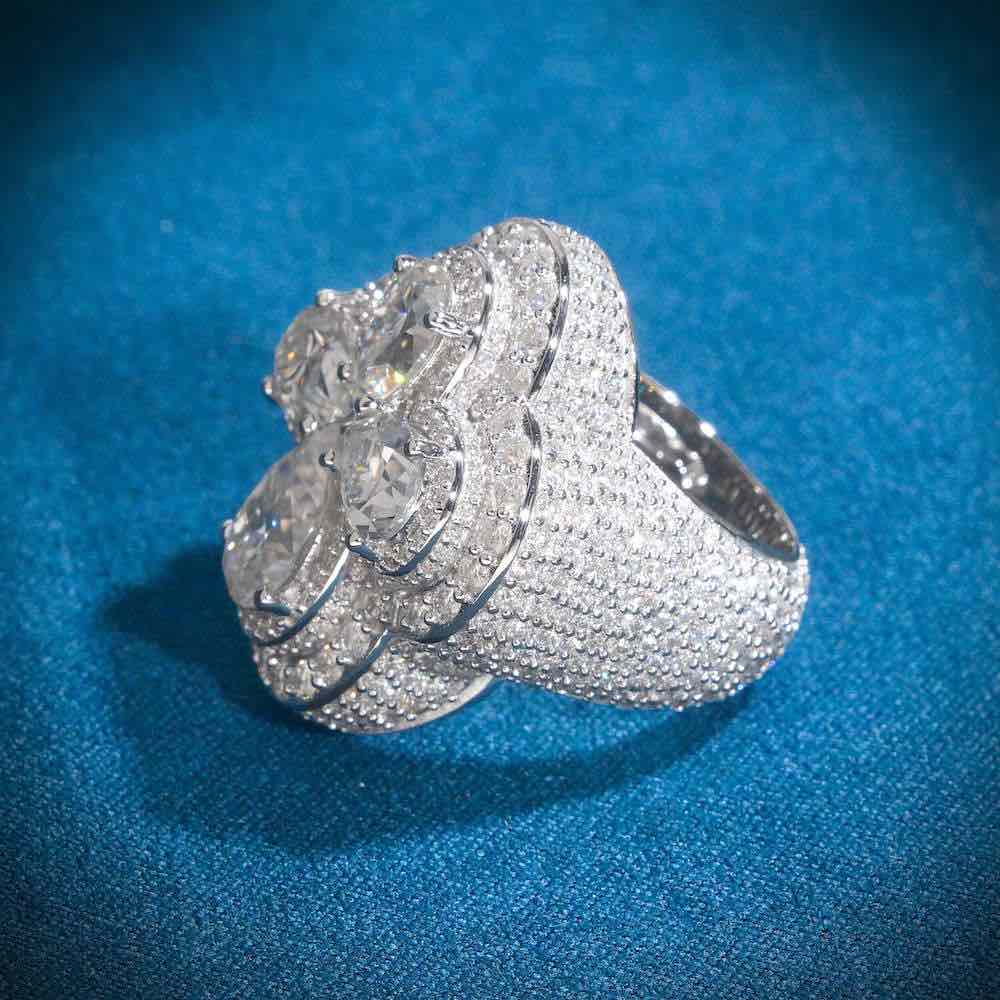 "Moissanite Four Leaf Clover Ring – VVS D-Color Iced Out 925 Sterling Silver Lucky Statement Jewelry"