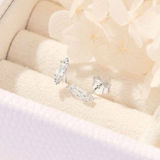 MW Gorgeous VVS Moissanite 925 Sterling Silver Baguette Stud Hip Hop Bust Down MW_SE1005